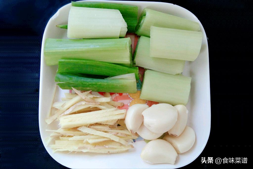 五星级大厨：分享10个炒菜小技巧，简单实用，让饭菜变的鲜香美味