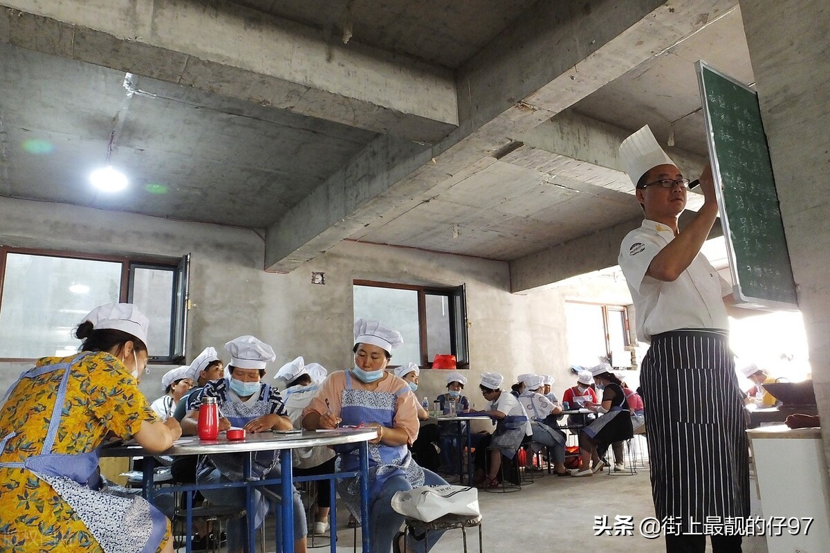 厨师能考哪些含金量高的证书,烹饪师证书有什么作用