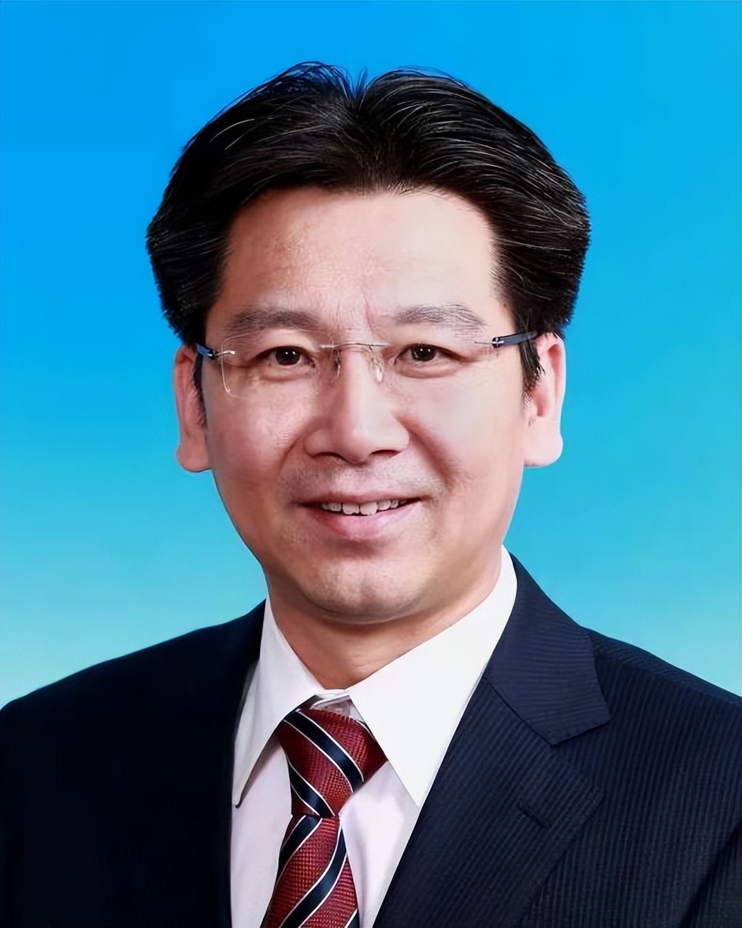 江苏省正部级老领导,首位70后正部级领导