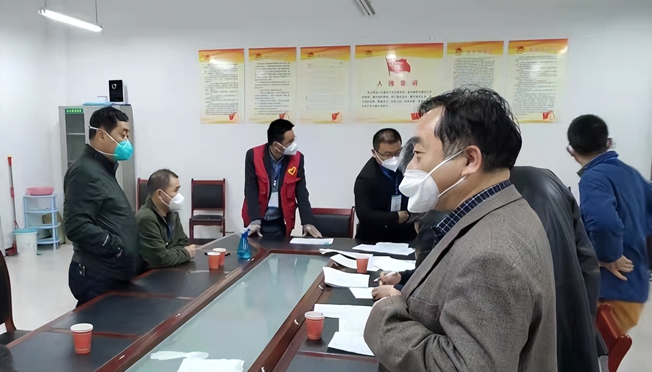 师者出列同心战“疫”裕安区教体系统积极投入抗“疫”主战场