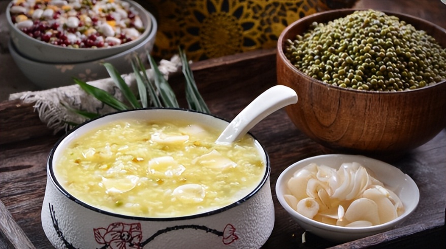 晚上失眠睡不着十大食物助睡眠,晚上睡不着这7种食物有助眠效果