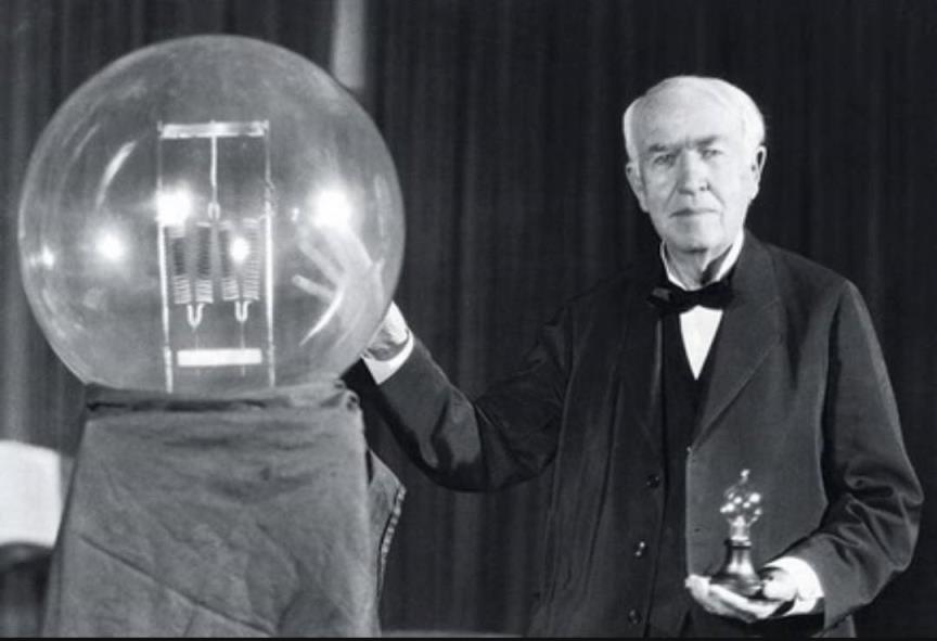 十七世纪中后期瓦特发明蒸汽机,18世纪英国机械师谁发明了蒸汽