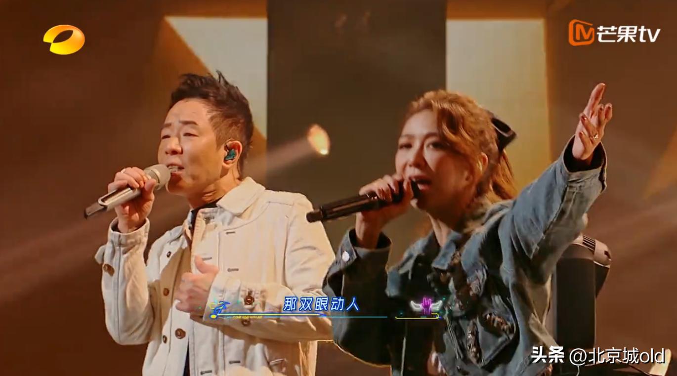 黄贯中隔空对唱黄家驹,黄贯中和黄家驹谁唱得好