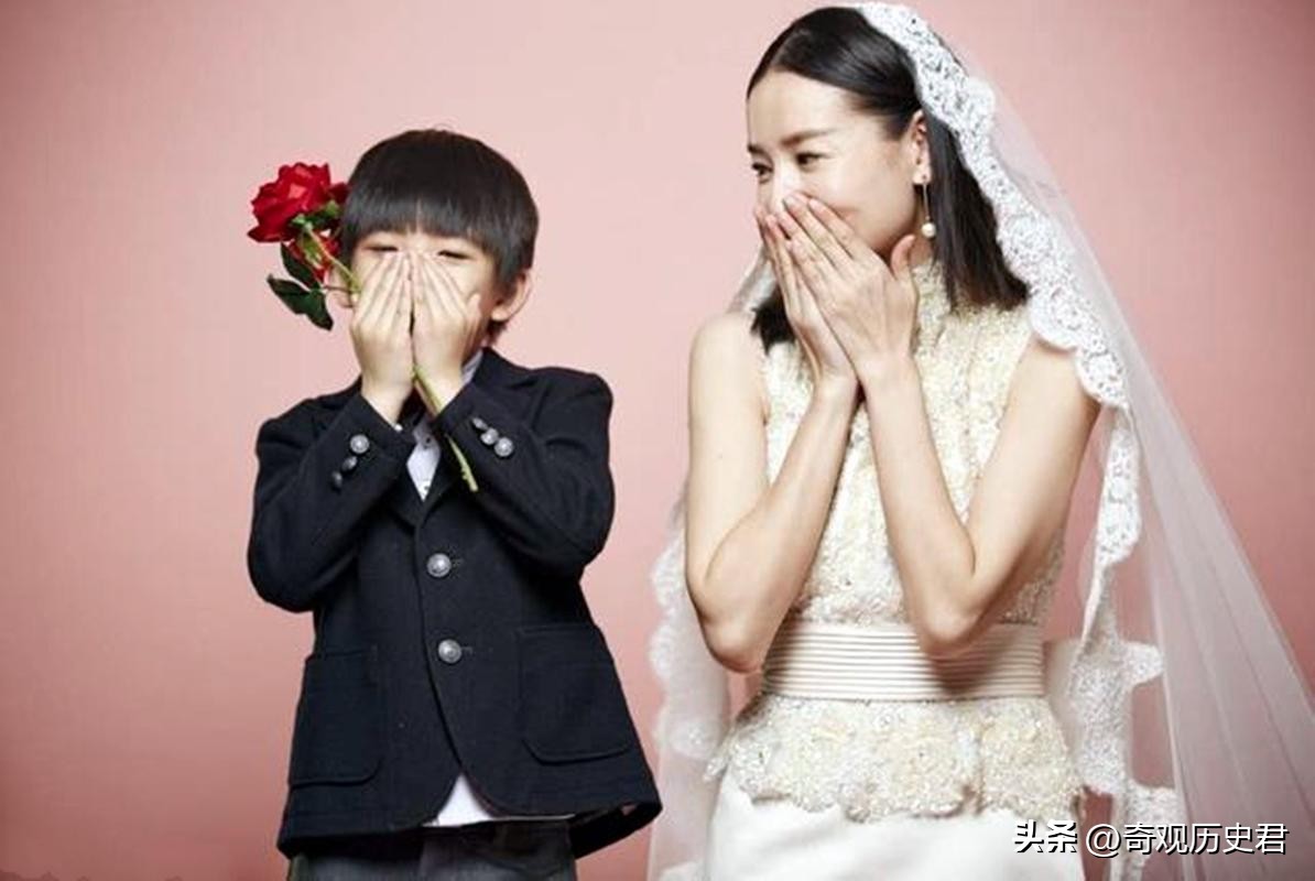 父女之间亲嘴的危害,父女亲脸拥抱违法吗