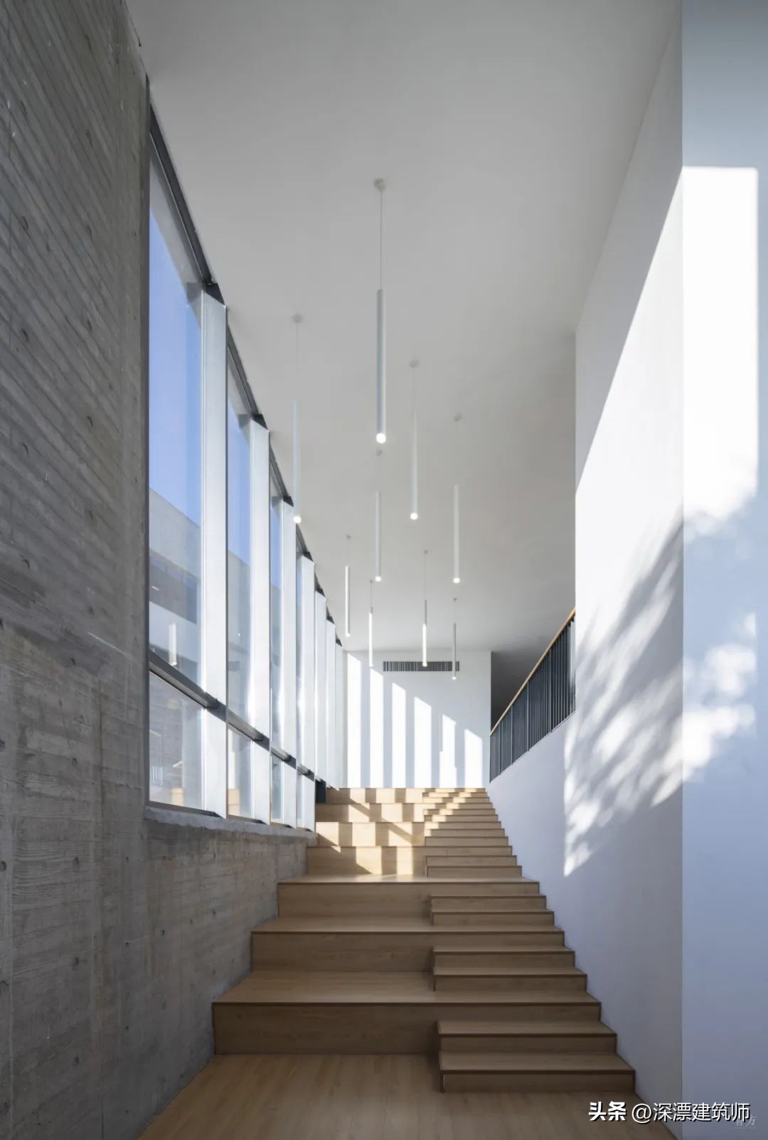 新作|友兰中学图艺综合楼：延展与折叠/WAU建筑事务所