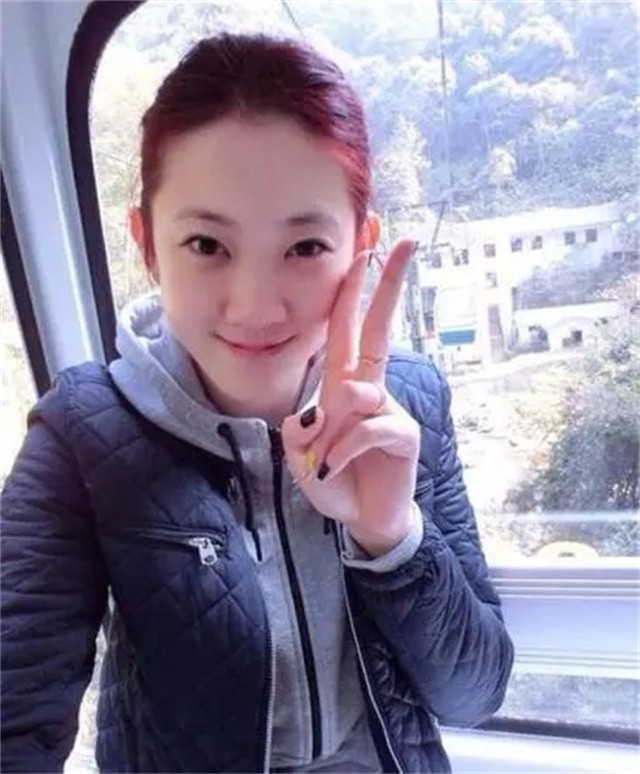 前女排最美队长,女排最美队长久违露面