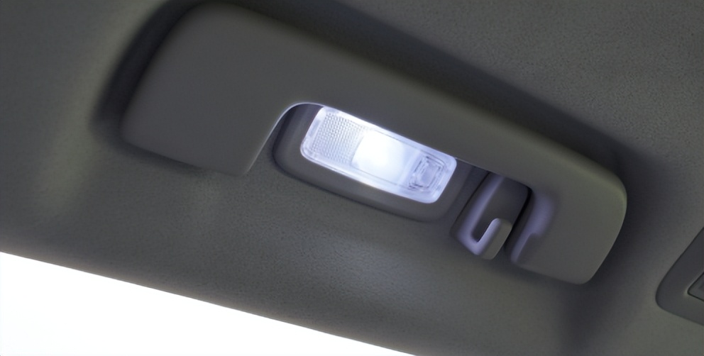 别克gl82.0t9at,别克gl8陆地公务舱智享型预算5万