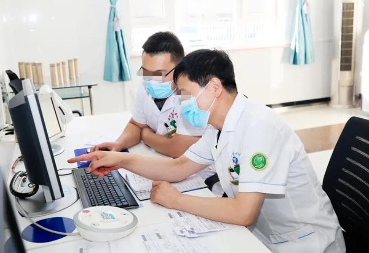 女性做阴超没问题但小腹疼,女性阴超检查后有点不舒服正常吗