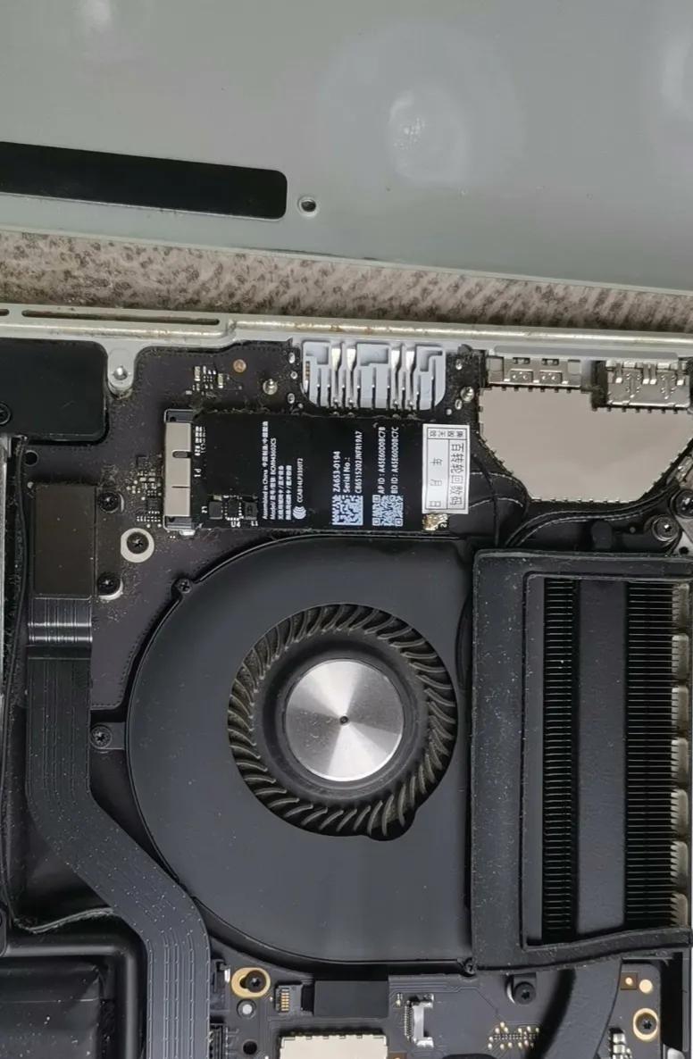 100元收了个笔记本,苹果笔记本换电池价格表