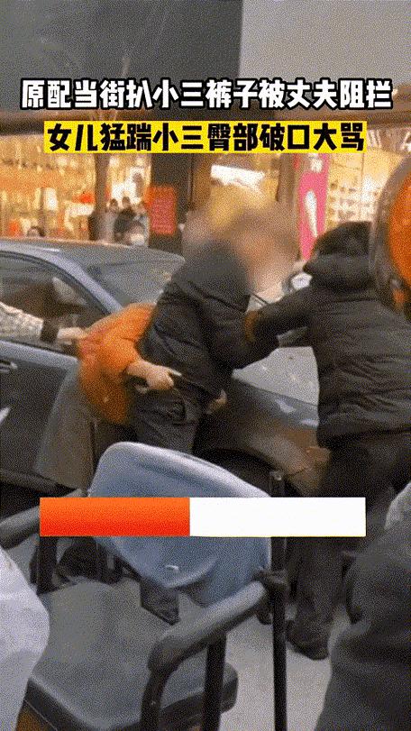 带男友办离婚妻子被丈夫打成重伤,妻子办离婚带男朋友被打