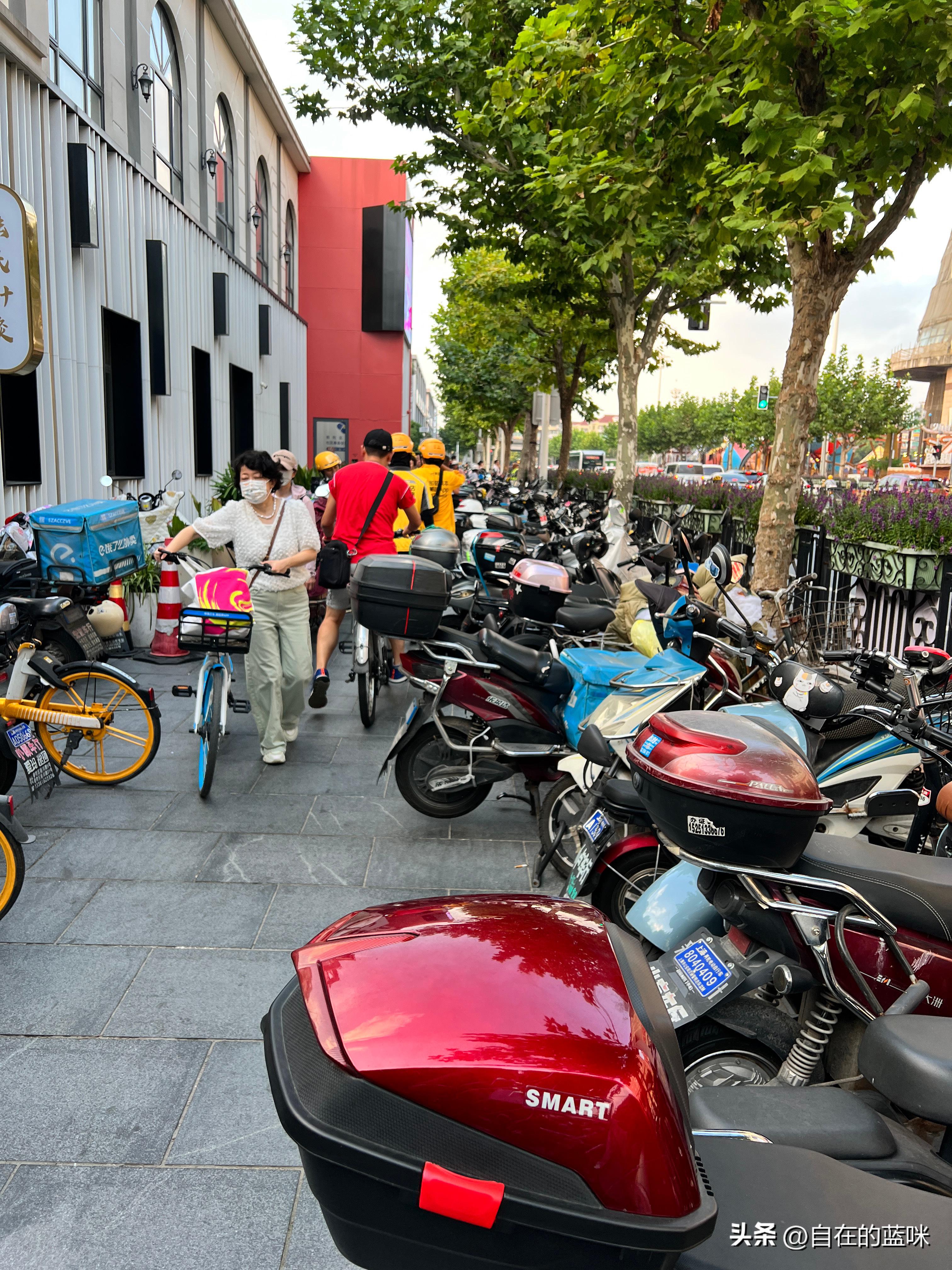 共享电动车乱象的现状,江宁区共享电动自行车乱象