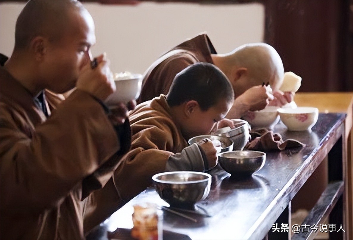 河南女大学生只因一个梦当尼姑,曾经出家当尼姑后来怎么样了