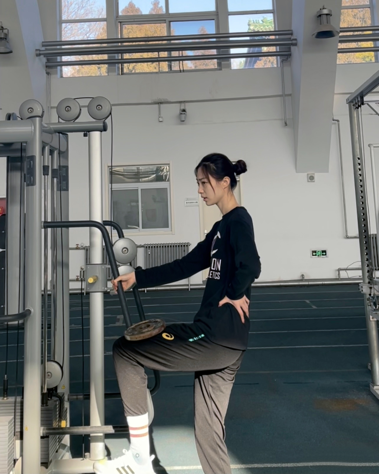 “跳高美女”胡麟鹏的跳高之路,跳高女神胡麟鹏简介