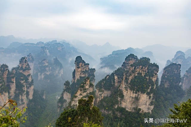 到云南昆明旅游必去的景点有哪些,云南香格里拉旅游攻略必去景点