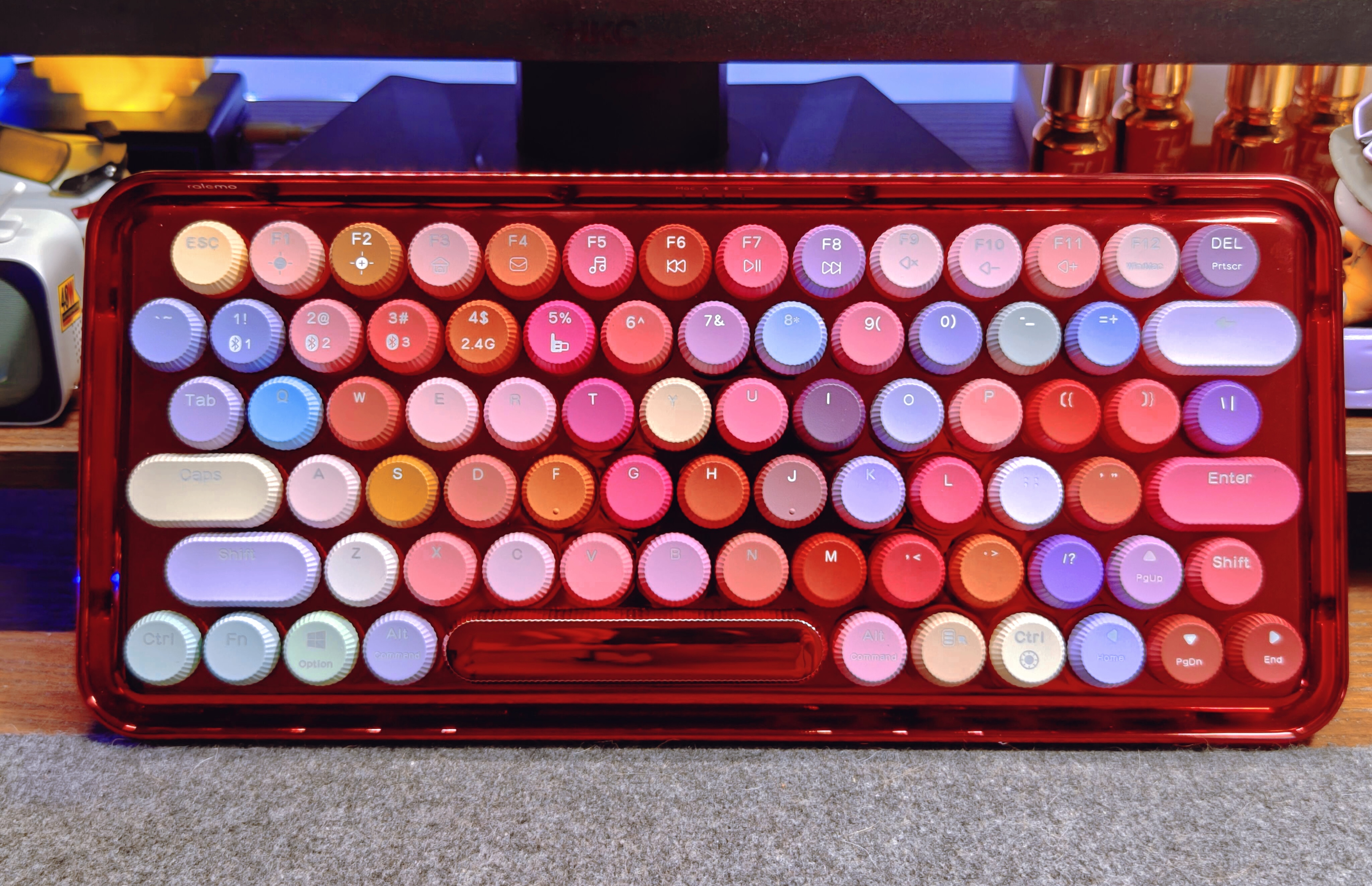 这个键盘，是男生的化妆品！