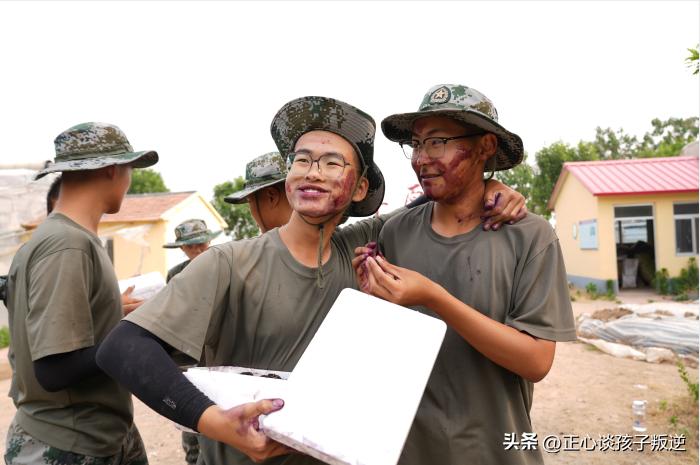 女孩子在叛逆期怎么疏导教育,对于叛逆期的孩子怎么教育疏导