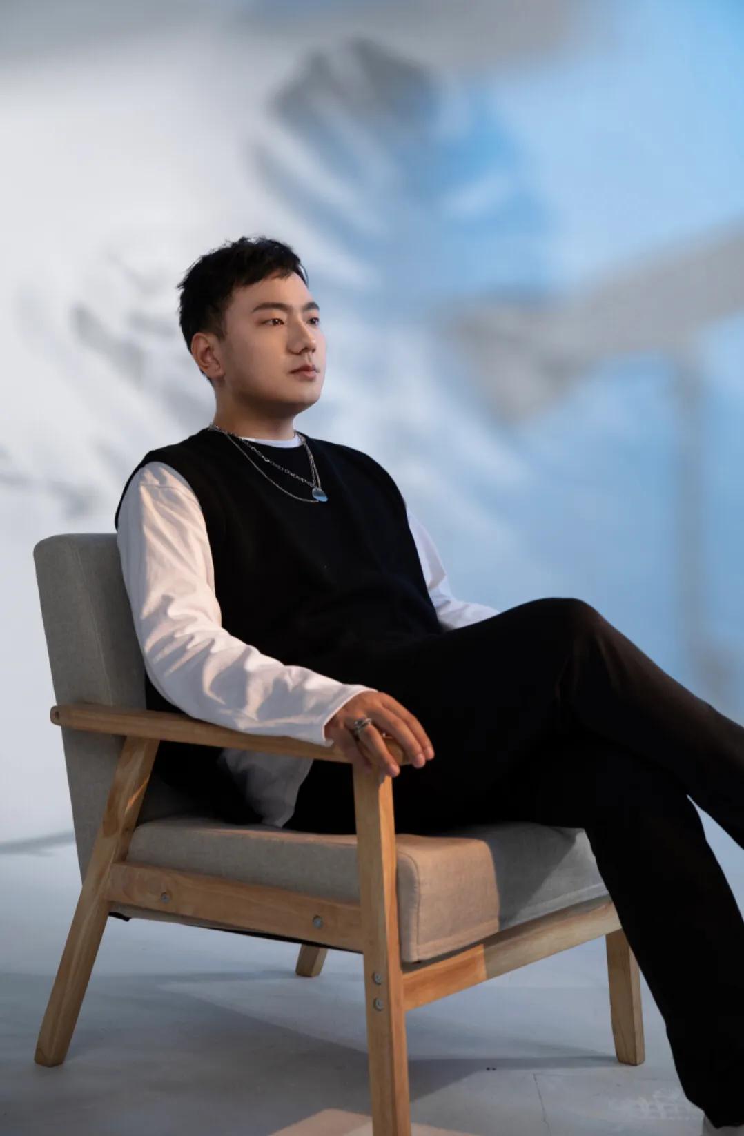 海来阿木15首伤感情歌歌词,海来阿木经典歌词