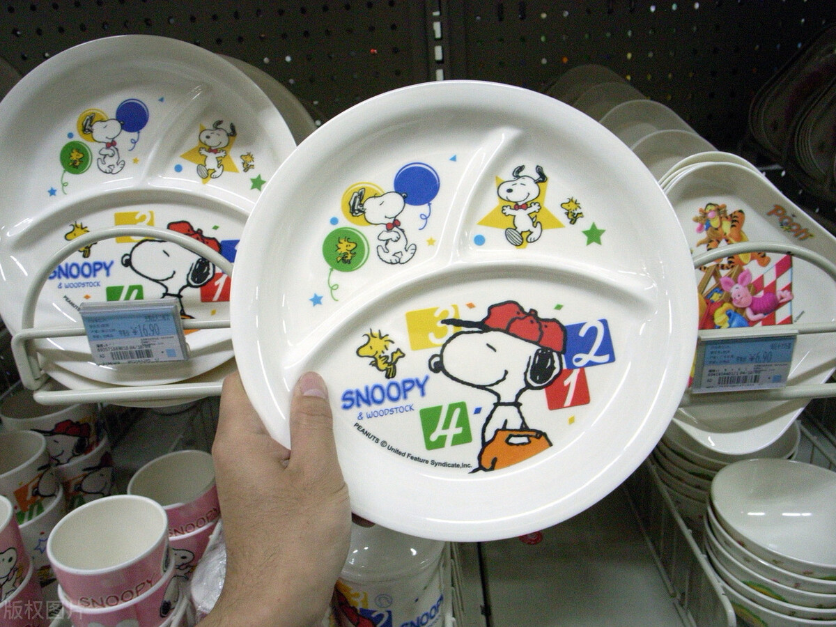 超市里面的仿瓷碗甲醛超标,仿瓷碗释放的甲醛会中毒吗