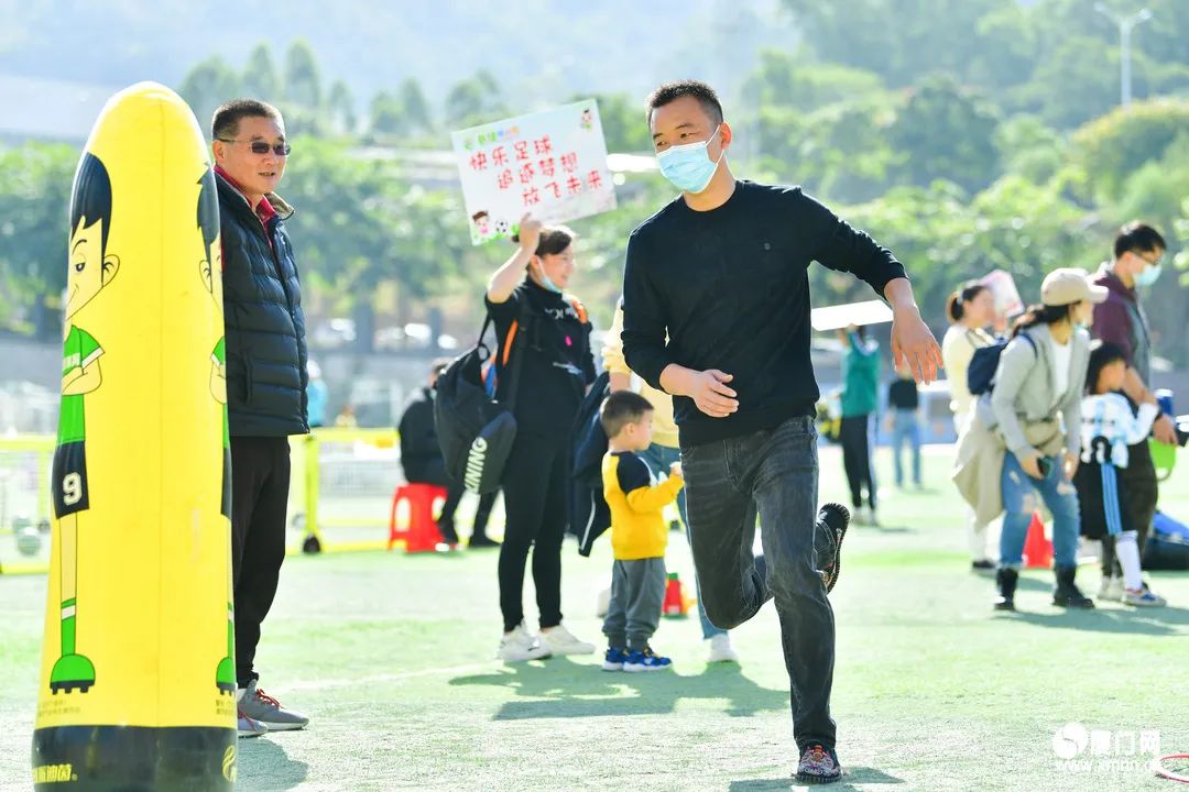 派迪茵助力厦门海沧区成功举办第七届海娃杯幼儿园足球嘉年华活动
