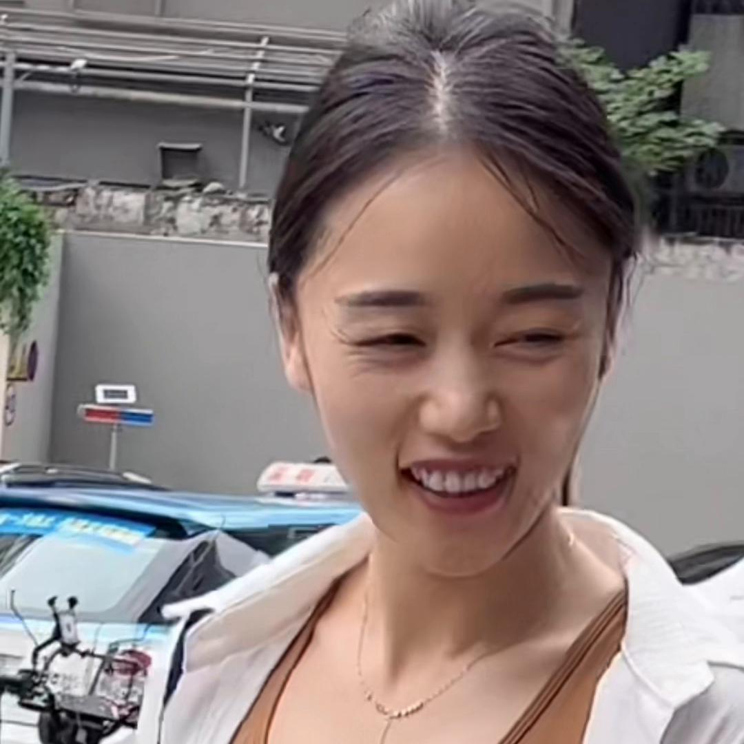 难过没办法解释失落没有感同身受,难过怎能说清楚失落怎能感同身受