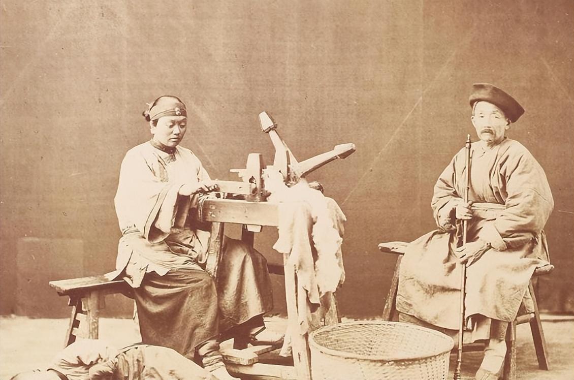 惊!日军日记曝光,*安妇慰**不顺从,日军竟用*刀刺**插入她的*体下**!