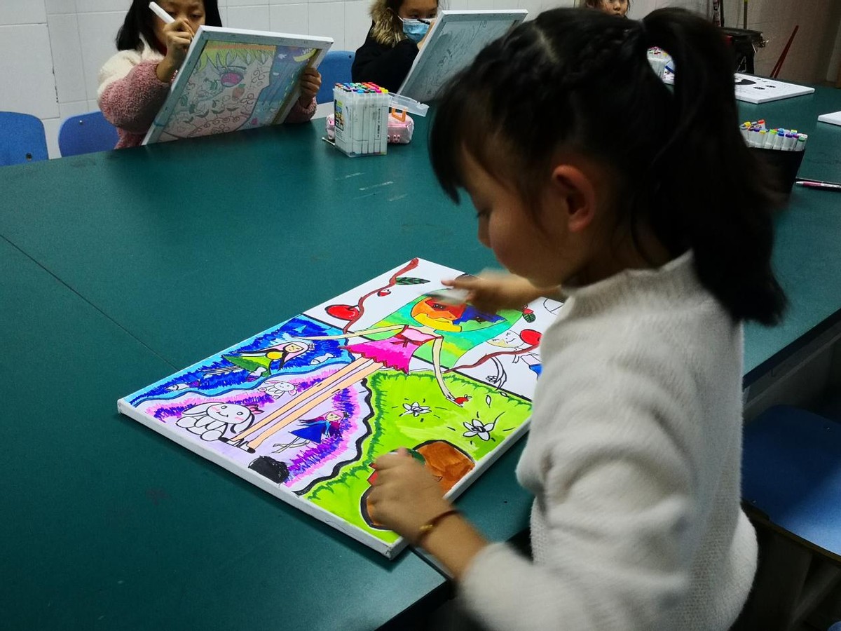 家长委员进校园，助力“双减”促发展——看重庆六十五中家长督教