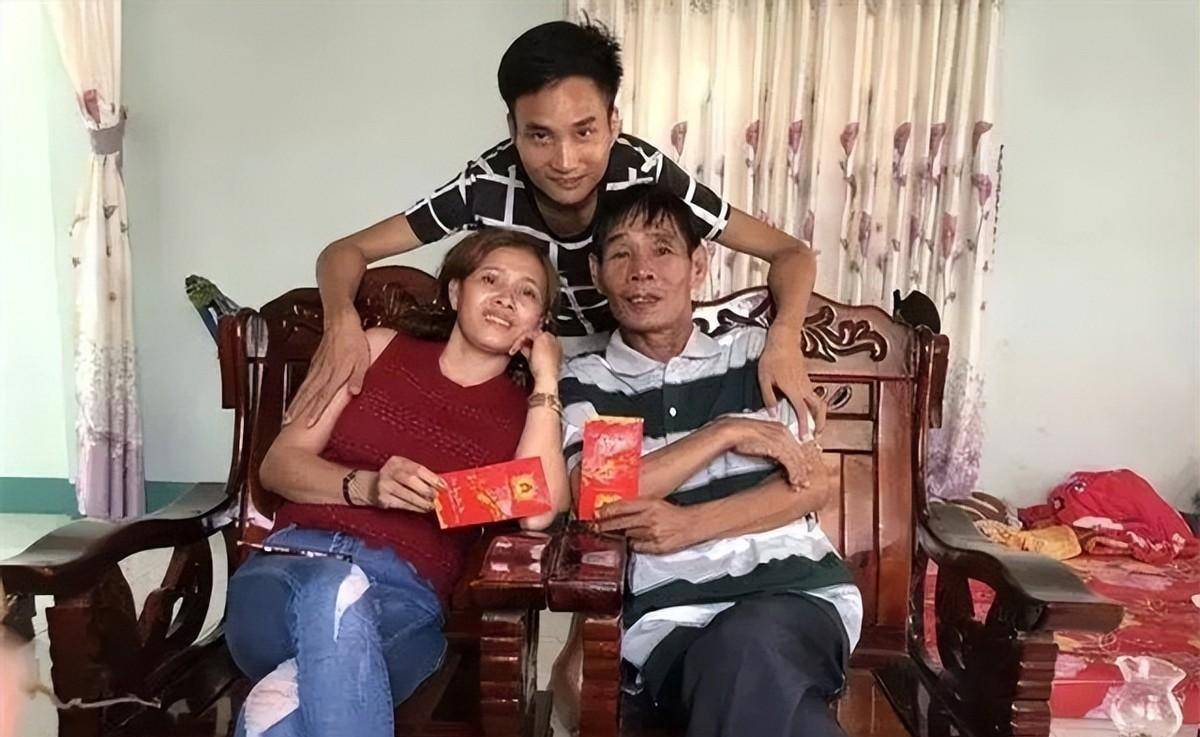 越南紫霞仙子嫁中国小伙子,越南媳妇紫霞回越南