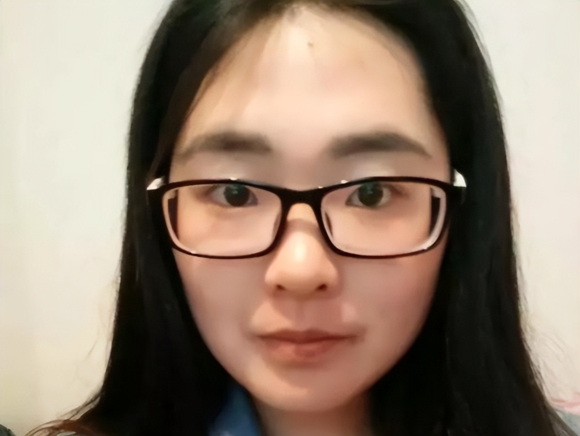 养父母靠煤气养大女儿20年后寻亲,养父扛煤气罐供女孩读到博士