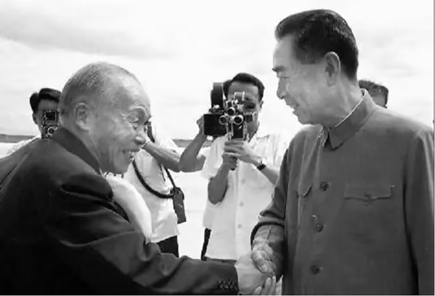 李宗仁归国遭暗杀过程,1949年李宗仁去台湾了吗