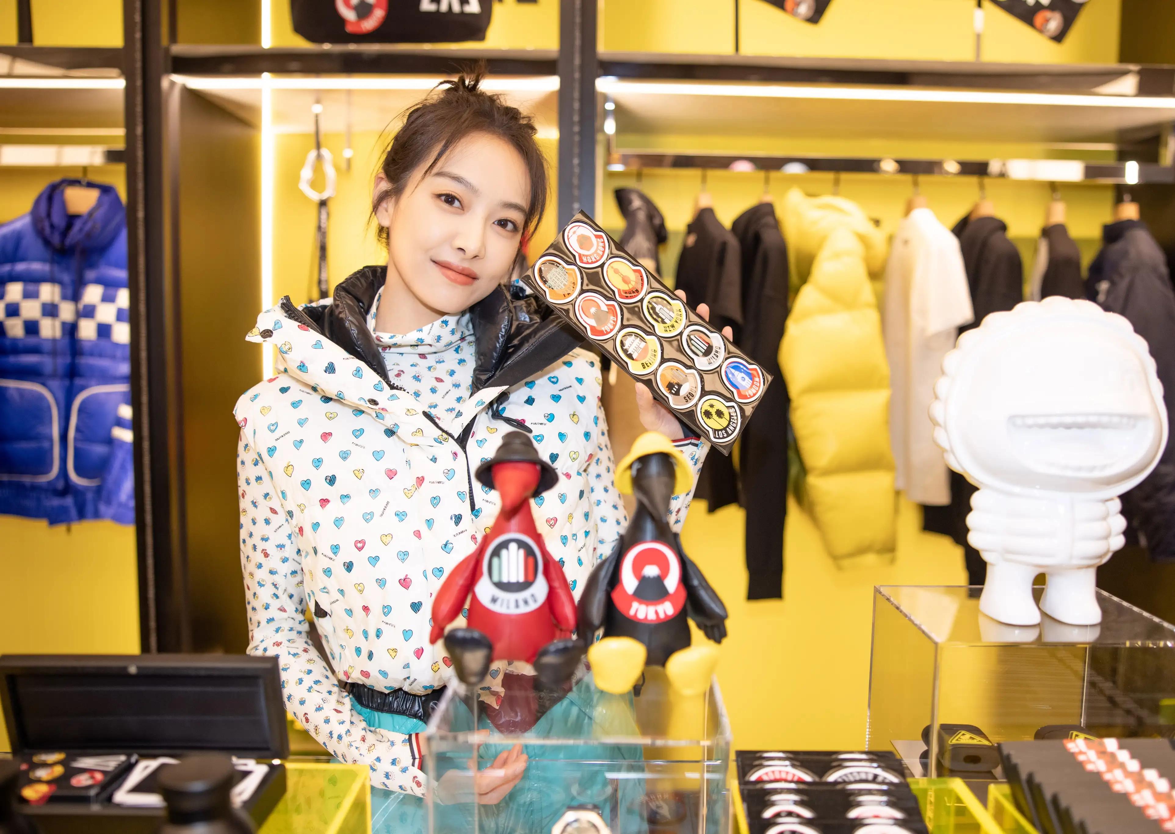 盟可睐moncler男鞋,盟可睐moncler上海专卖店