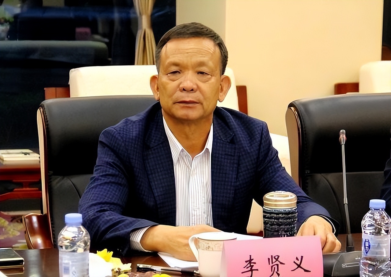 曹德旺被赶下铁王座,曹德旺为何引发争议