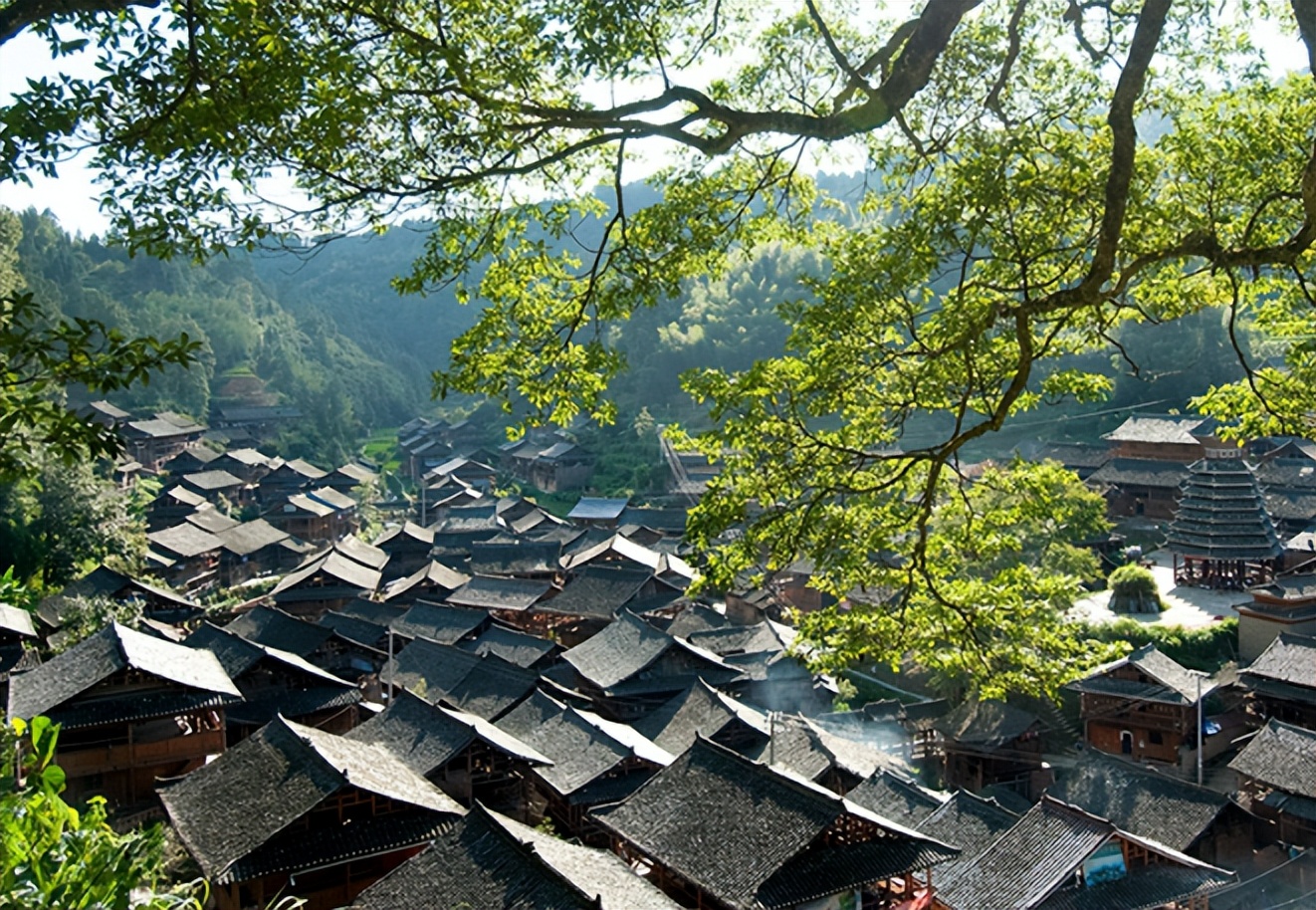 自驾游夏天避暑路线推荐,夏季旅游避暑自驾攻略图