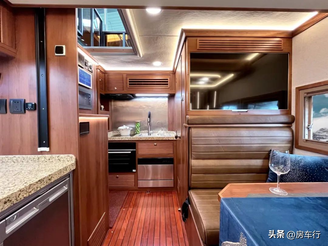 国内公认最好的三款房车10-30万元,最经济实惠的房车是哪一款