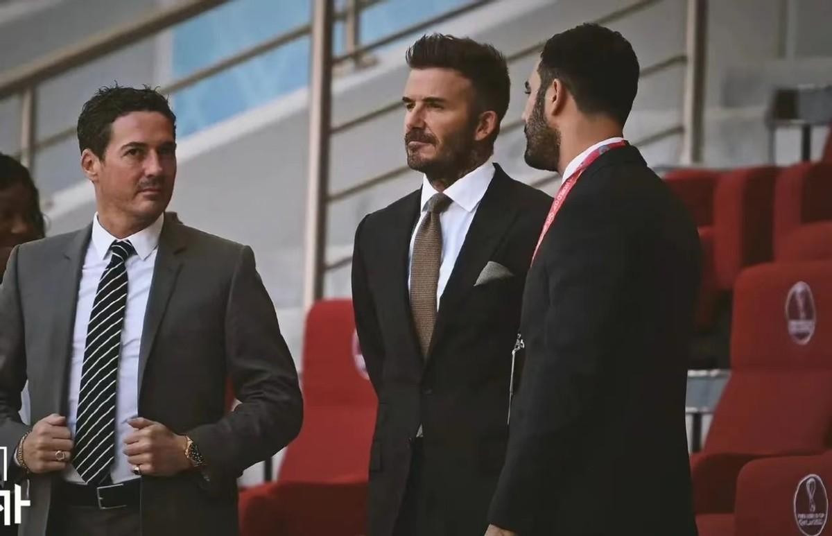 贝克汉姆带领英格兰进军世界杯,贝克汉姆来到卡塔尔亚洲杯