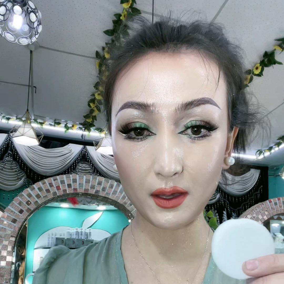 定妆喷雾和散粉,定妆喷雾哪个牌子最好用