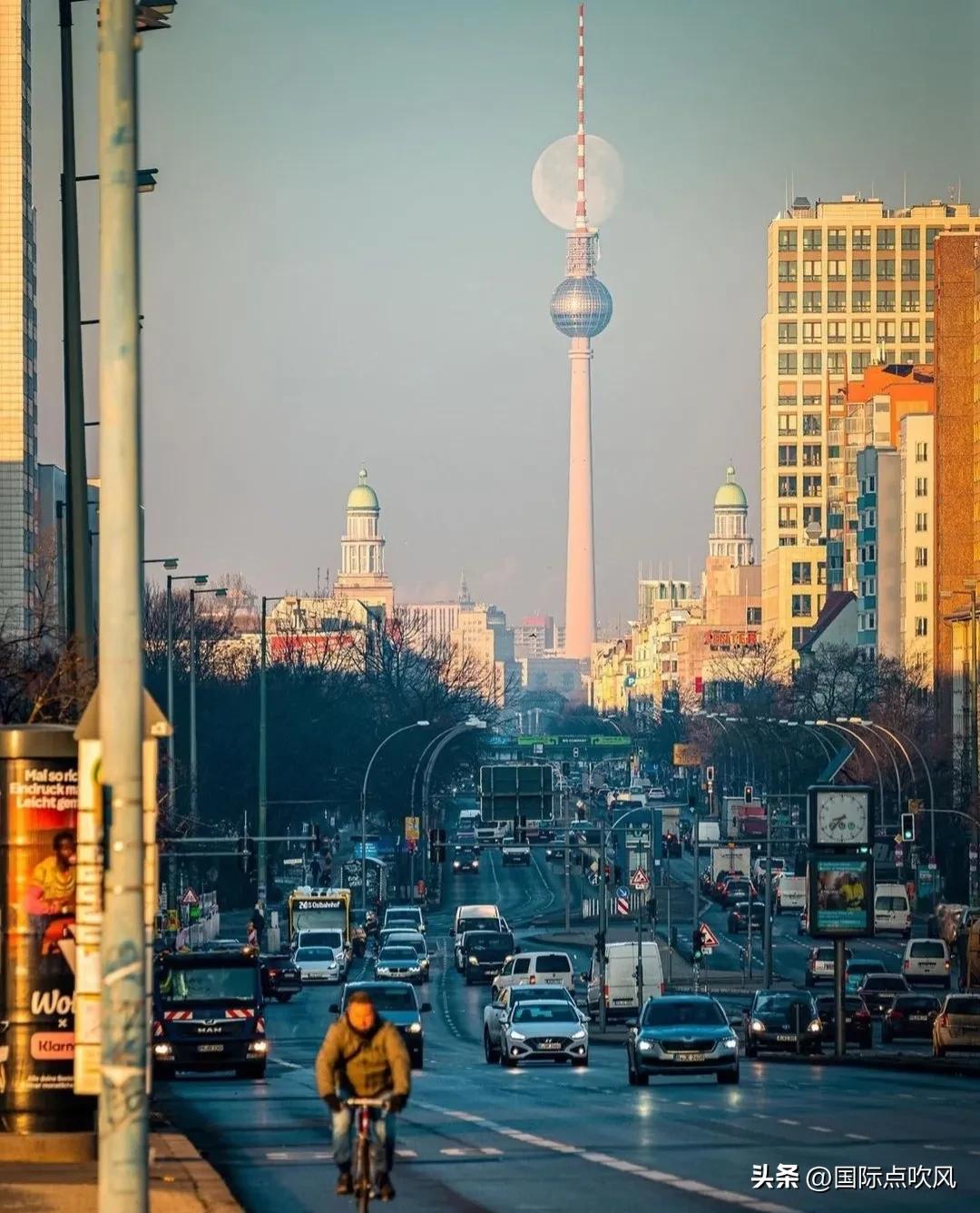 德国战败后为什么崛起这么快,德国战败后为什么又崛起了