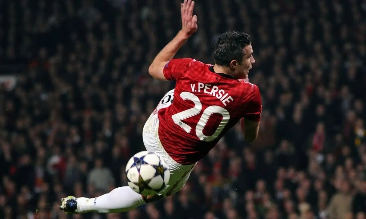 曼联引援荷兰边锋,英超曼联的荷兰籍前锋