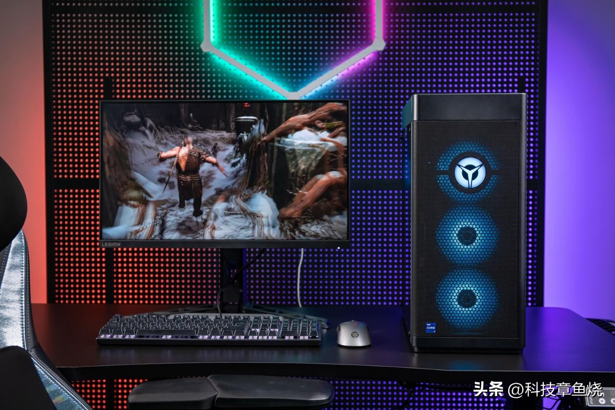 拯救者刃9000k主机评测,拯救者刃7000k和9000k的区别