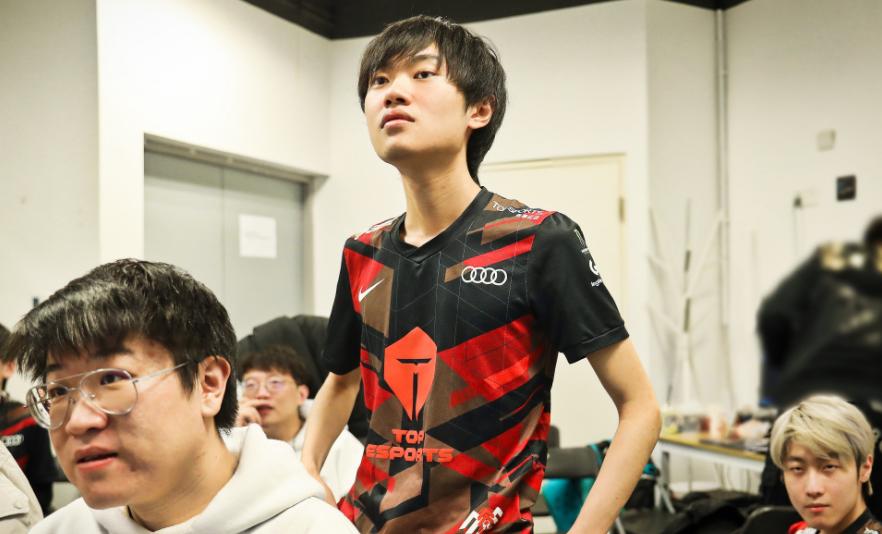 tes德杯爆冷淘汰,tes获2020德杯比赛回放