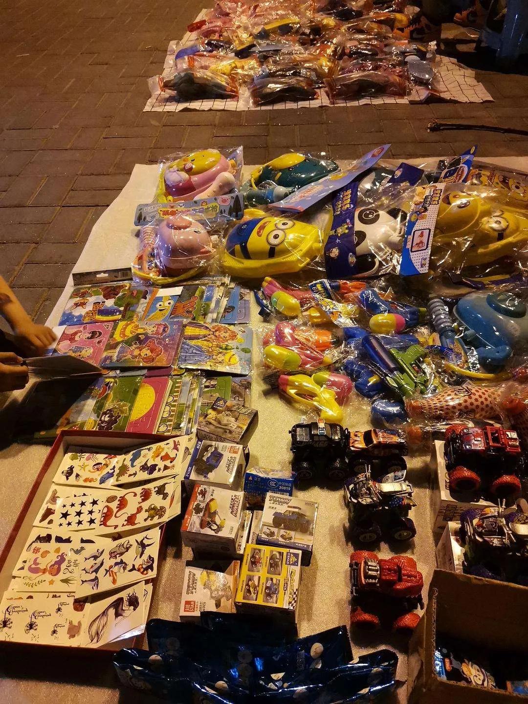 摆摊真的有那么赚钱吗,摆摊真的很容易赚钱吗