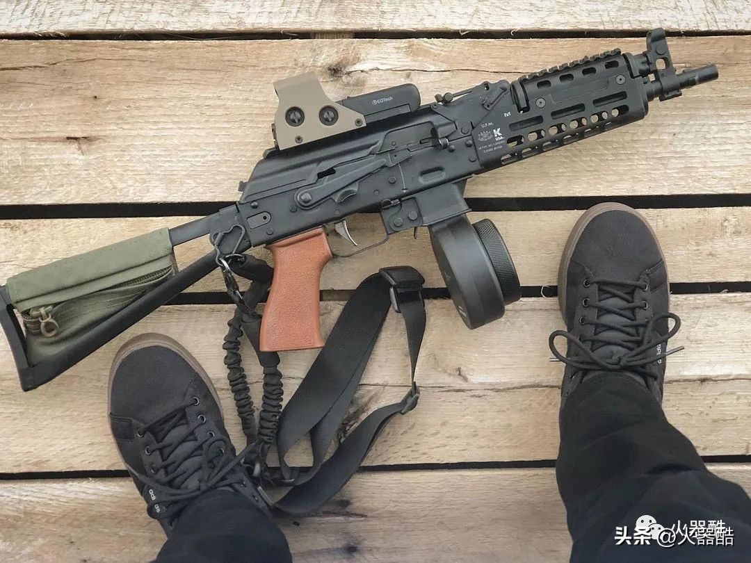 精美枪械美图,最美枪械图