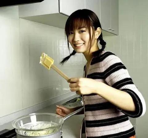 我的绝色女房东,我的美女房东短剧第29集