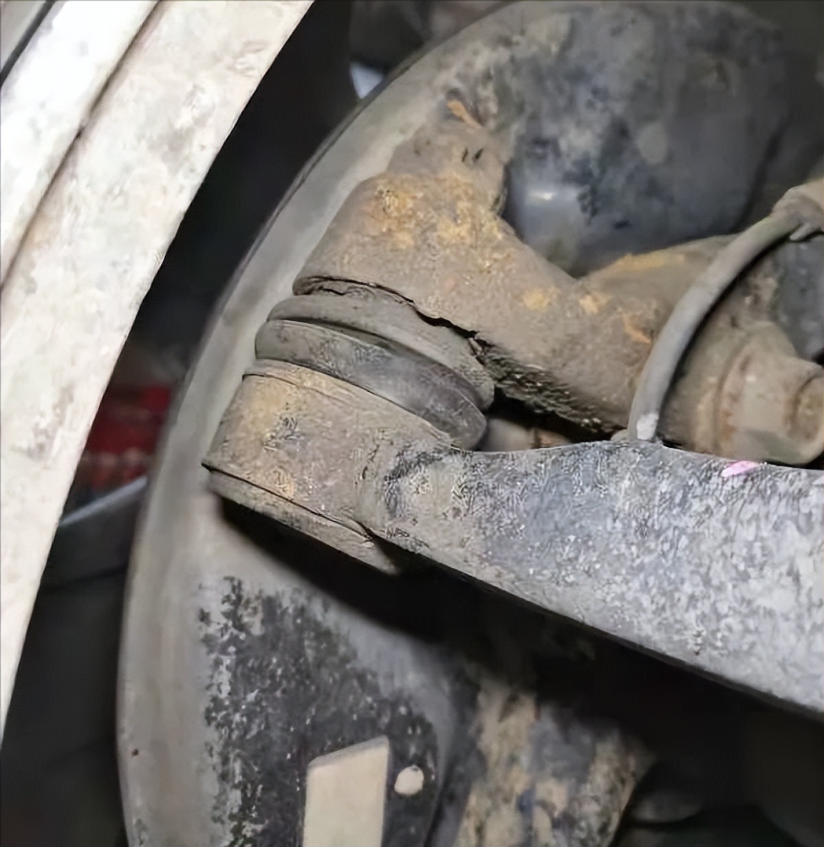 翻新陆巡lc100,陆巡lc100老款改装新款最佳案例