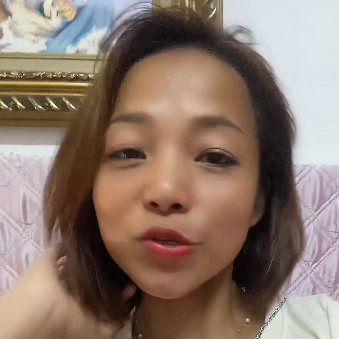 如果你遇到暑假的陌生人出来找工作，你会陪她们一起找房子...