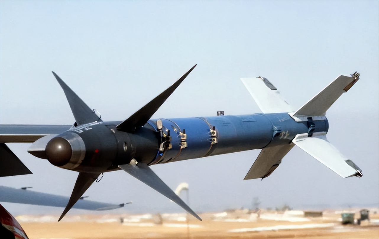 又向台湾地区出售一批*器武**，交钱不交货，诈骗岛遇上投资*局骗**？