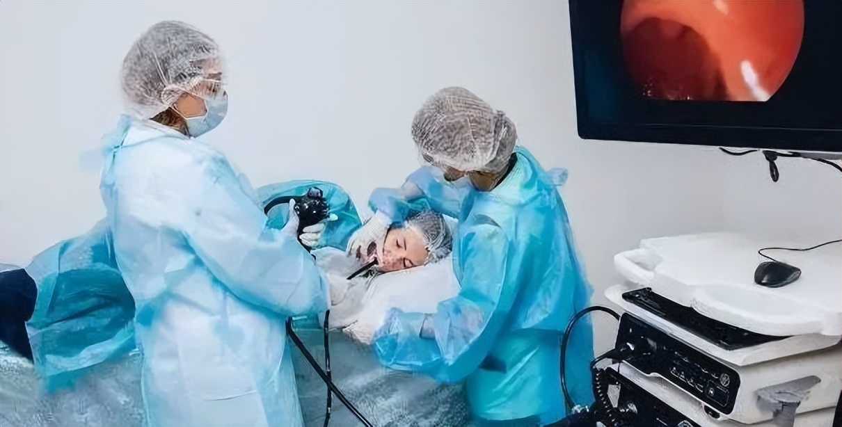 胃镜间隔多久做一次合适,胃镜多久做一次对身体有伤害吗