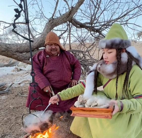 “羊亡爷”恩克:5个月内吃110只羊,从不吃青菜,面色乌青疵扩散