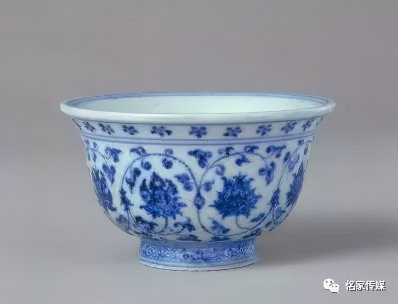 永乐青花瓷压手杯,永乐暗刻龙纹压手杯