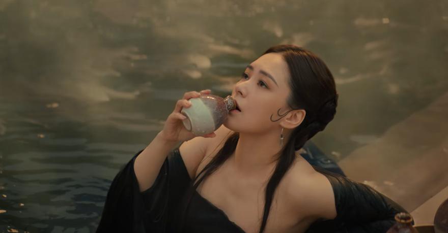 53岁扮少年，41岁装清纯少女，2022最烂10部电影，一部比一部辣眼