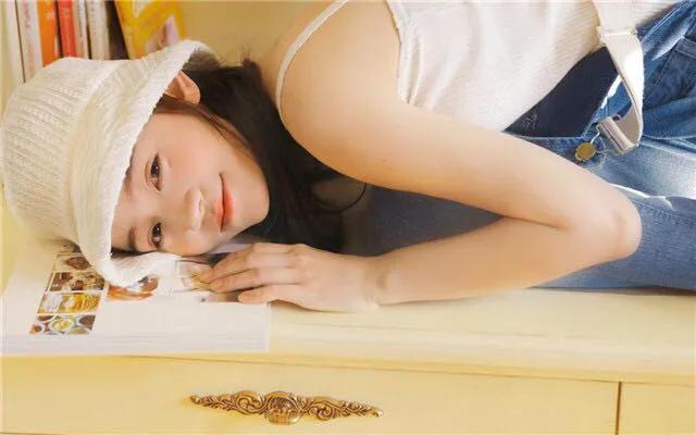 女生说肚子疼怎么高情商的回答,女生说肚子疼怎么回答